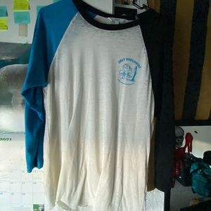 Obey baseball tee mismatch